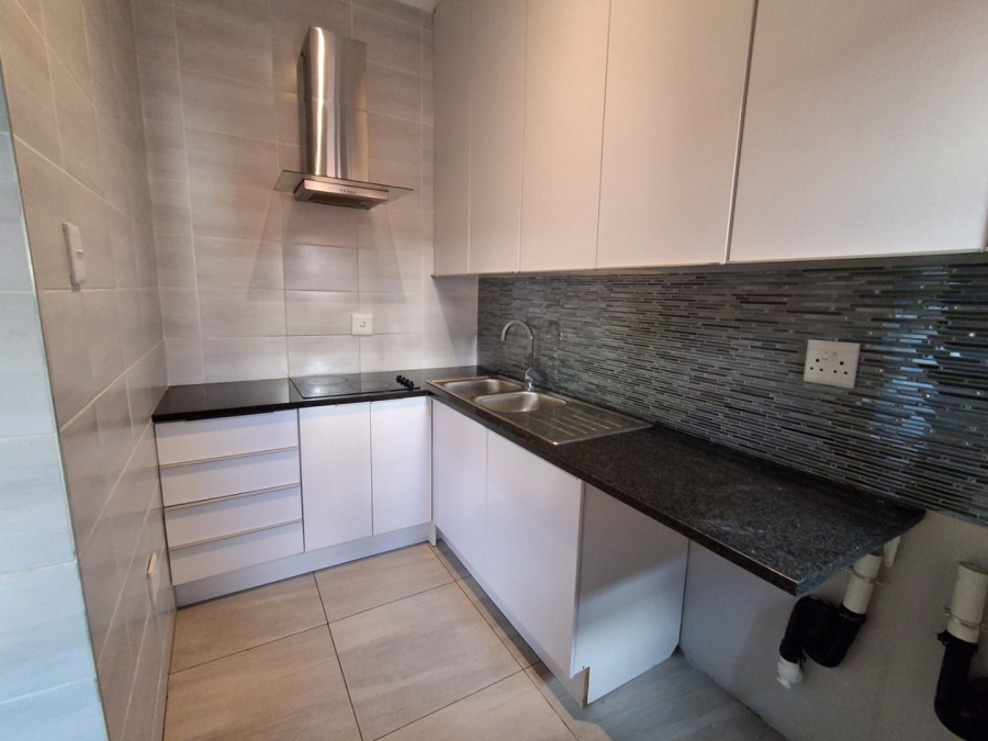 5 Bedroom Property for Sale in Wild Olive Estate Free State